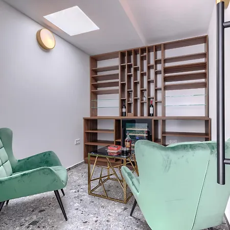 Qube N' Qube By Interhome Marčana