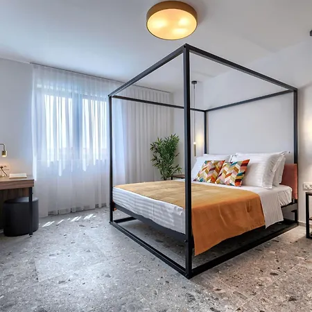 Qube N' Qube By Interhome Marčana