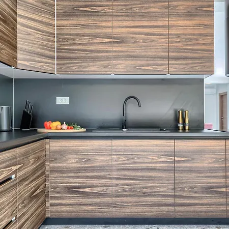 Qube N' Qube By Interhome Villa