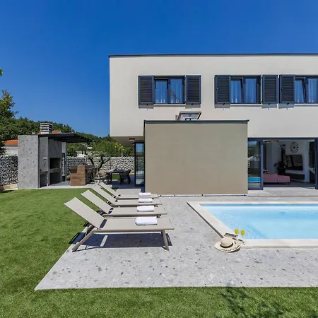 Qube N' Qube By Interhome