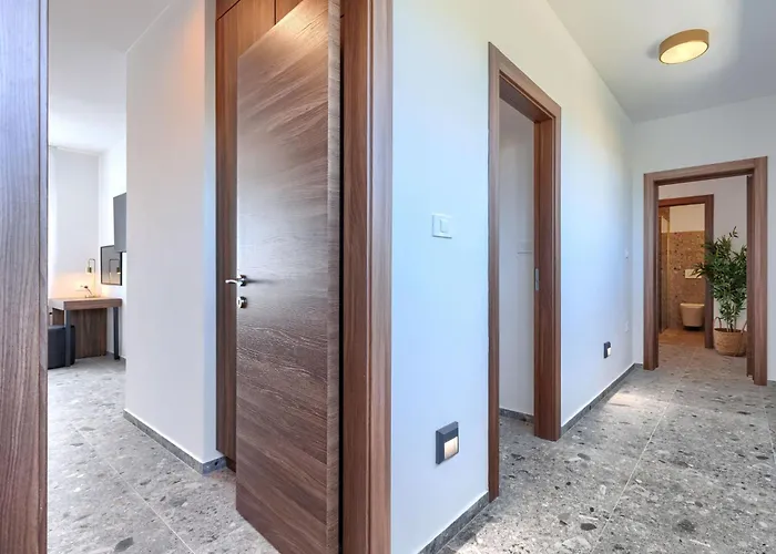 Qube N' Qube By Interhome